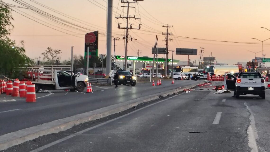 Un autobús proveniente de Estados Unidos atropelló a trabajadores en Apodaca, resultando en un lamentable fallecimiento.