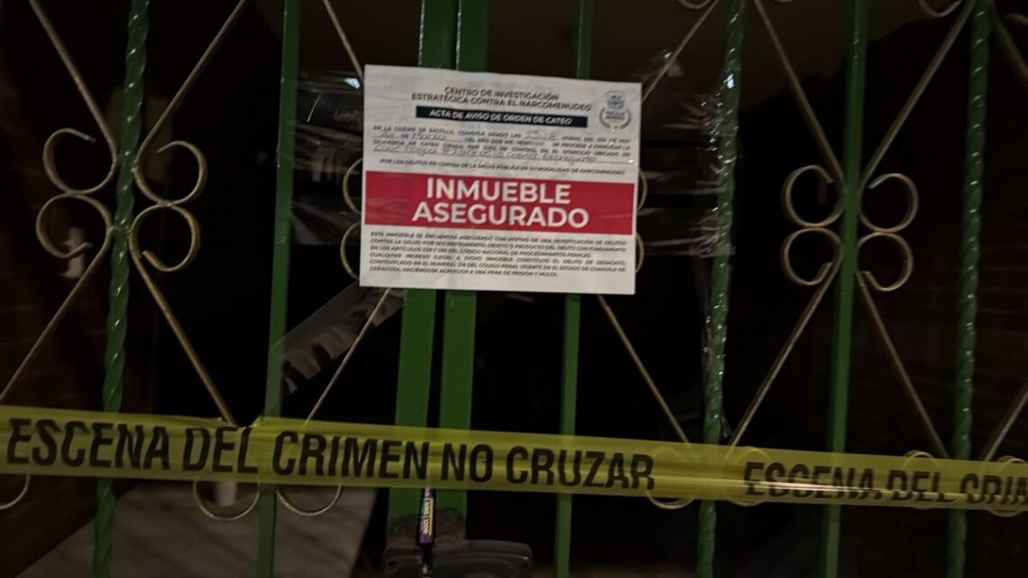 Una casa en Saltillo fue asegurada tras un cateo que dejó varios detenidos por narcomenudeo en la colonia Guanajuato.