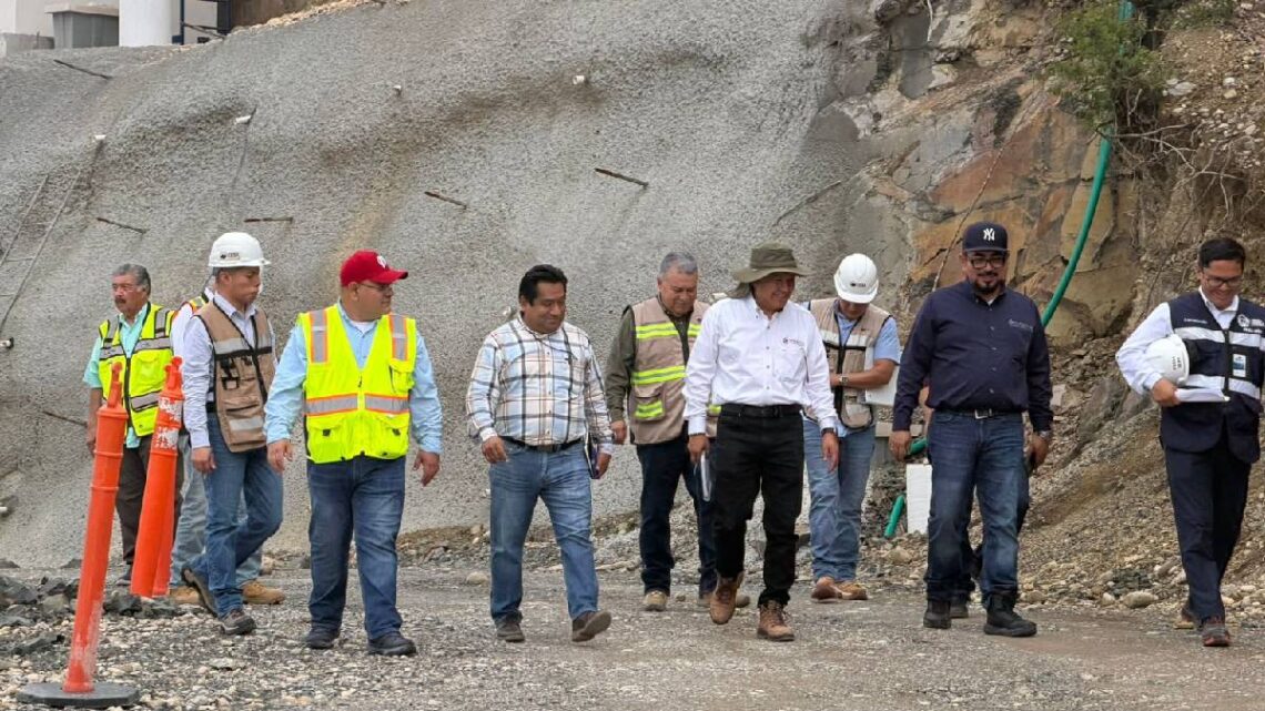 Durante la inspección en la presa Libertad, Conagua y Agua y Drenaje de Monterrey identificaron importantes ajustes técnicos.