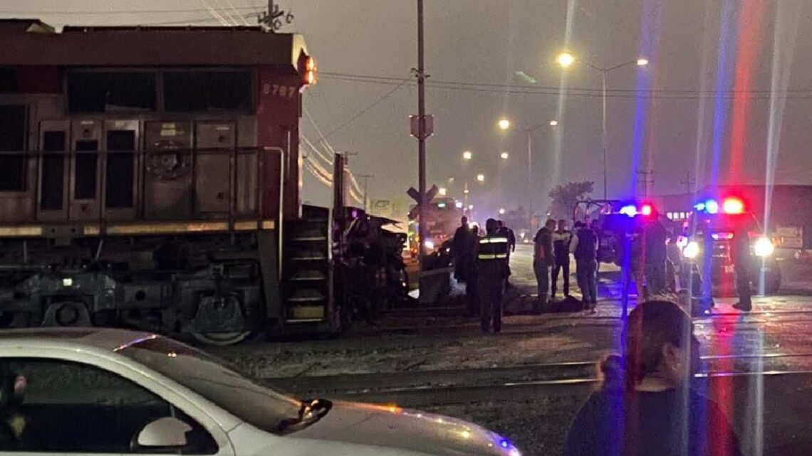Un trabajador de GM fallece tras una colisión con un tren, dejando más de 15 heridos en Saltillo.