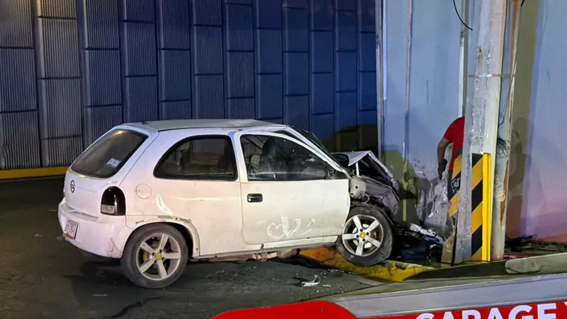 Un choque en Monterrey deja a cuatro hombres heridos, generando preocupación en la comunidad. Detalles del accidente aquí.