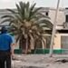 Un hombre fue captado arrastrando el cadáver de un perro en Torreón, generando indignación entre los vecinos de la colonia Ex Hacienda La Perla.