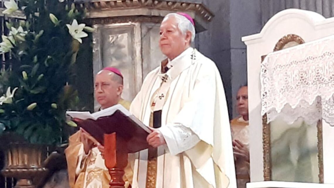 El arzobispo de Puebla expresa su profundo pesar por la masacre de una familia en Tehuitzingo y critica la violencia infantil.