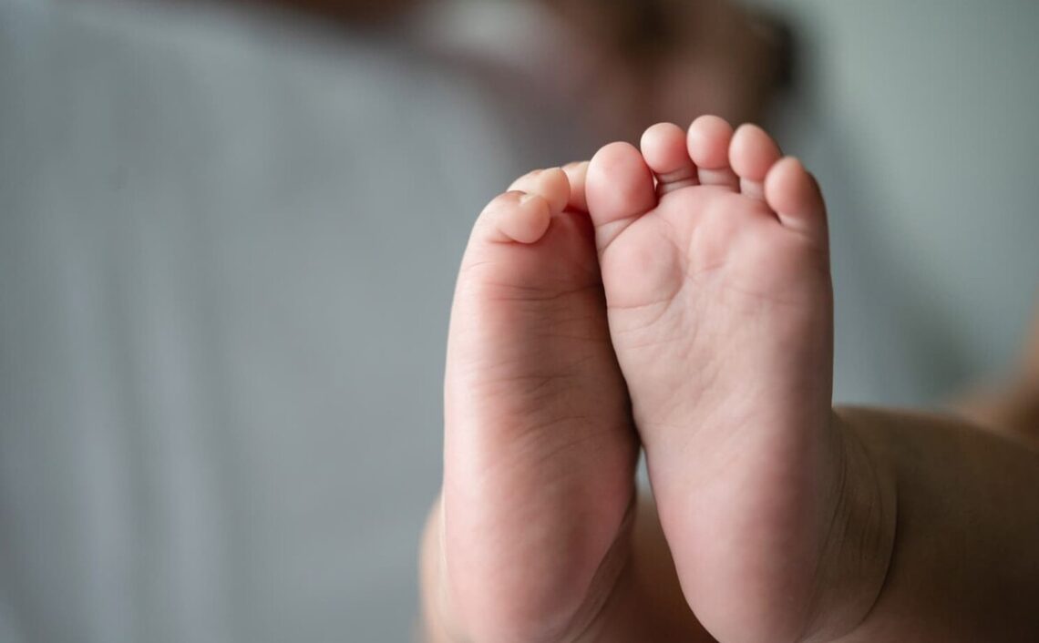 Un bebé en Saltillo fallece después de complicaciones por diarrea y vómitos, generando conmoción en la comunidad.