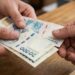 La falta de crédito afecta el consumo y la cultura económica del país, con un futuro incierto para los consumidores.