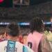 El arquero Dibu Martínez confirmó un nuevo pase al Aston Villa tras el triunfo de Argentina, sorprendiendo a todos en el campo.