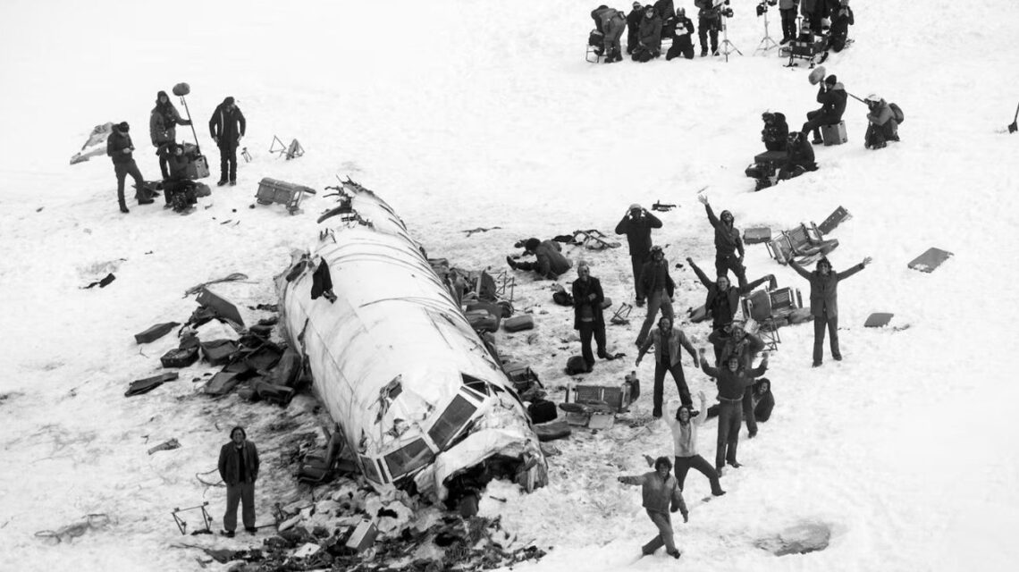 Conoce el documental Más allá de la sociedad, que abordará el impacto de la tragedia de los Andes en 2026.