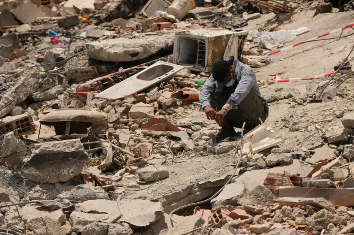 La tragedia en Venezuela tras los terremotos deja más de 1.700 muertos, con la ONU y la Cruz Roja intensificando sus esfuerzos de rescate.