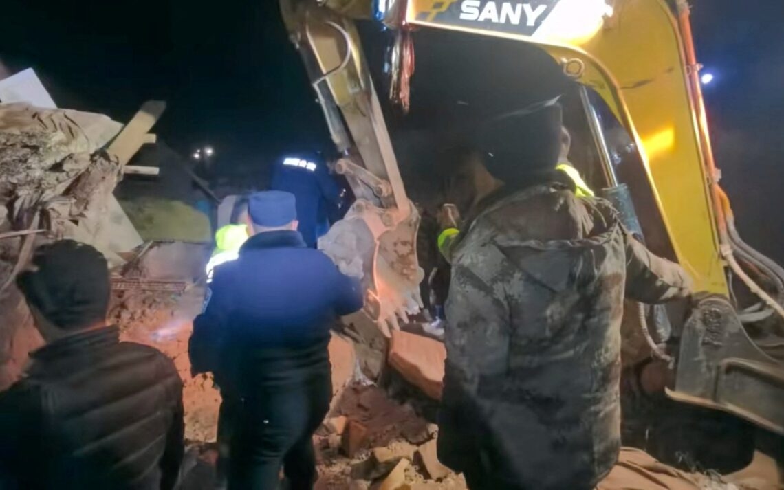 Un devastador terremoto en Tíbet ha provocado la muerte de al menos 16 personas, acelerando las labores de rescate en la región.