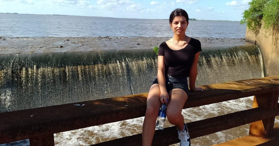Investigaciones revelan conexiones inquietantes en el asesinato de Cecilia Lazcano, una joven degollada en Corrientes.